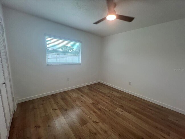 Building Photo - 21371 Knollwood Ave