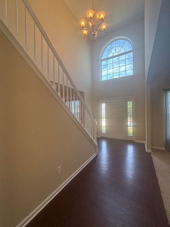 Building Photo - Spacious 4-Bedroom 2.5 Bath Gem in Avon, OH!