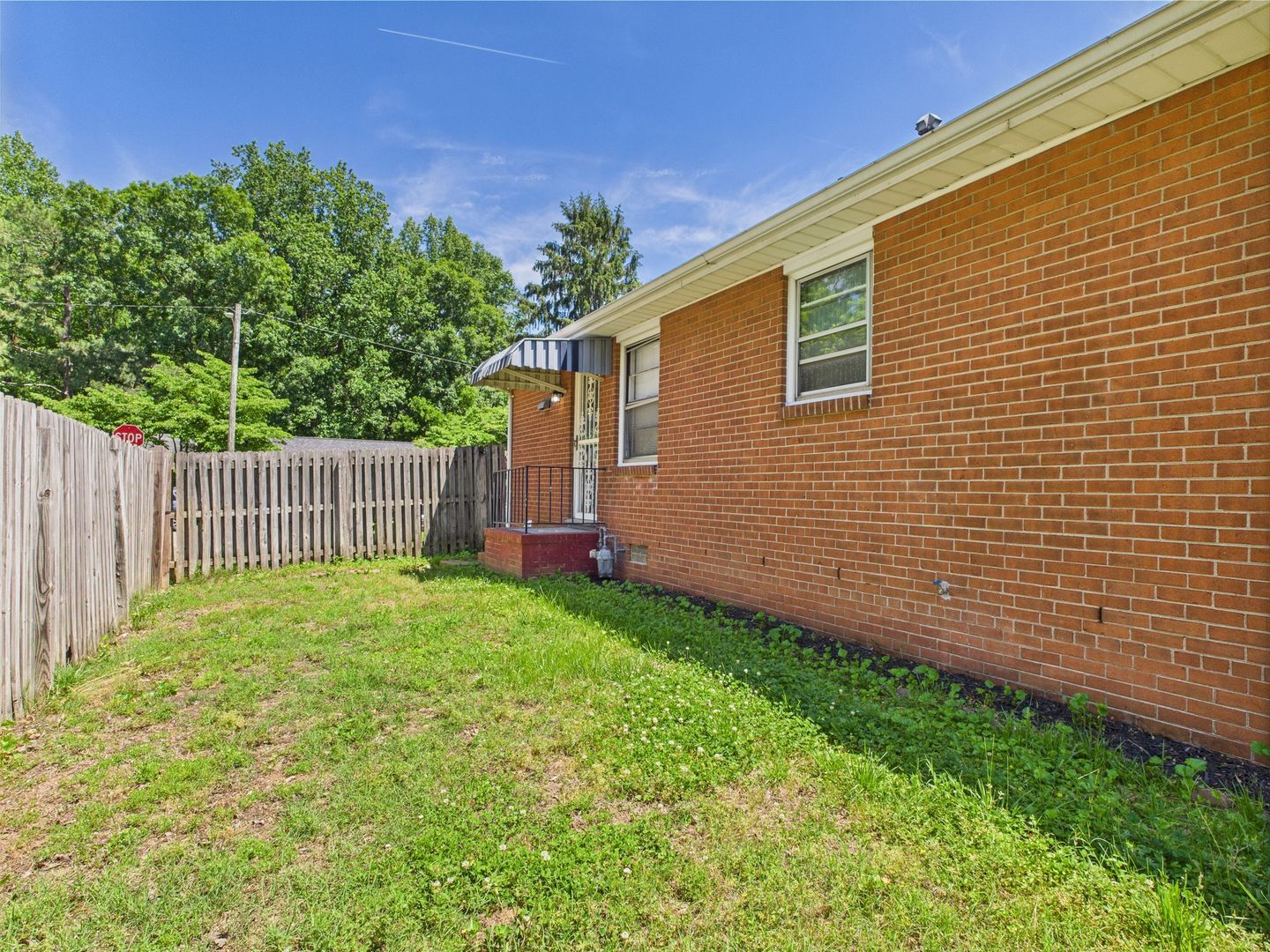 Building Photo - 5601 Campbell Ave