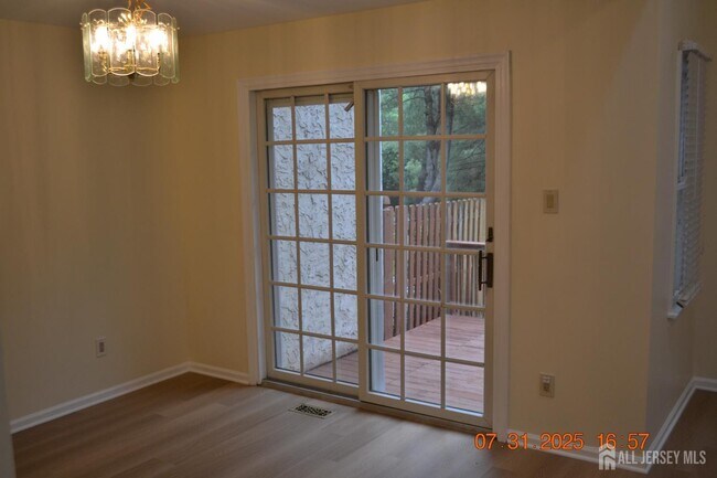 Building Photo - 26 Dorchester Dr