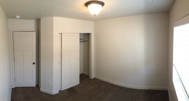 Building Photo - Beautiful 2 Story Townhome in Vineyard w/ ...