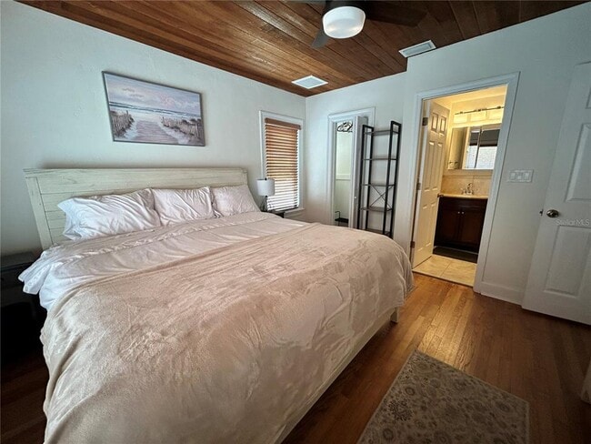 Building Photo - 701 29th Ave N