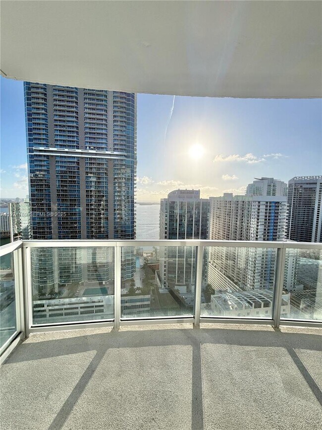 Primary Photo - 1060 Brickell Ave