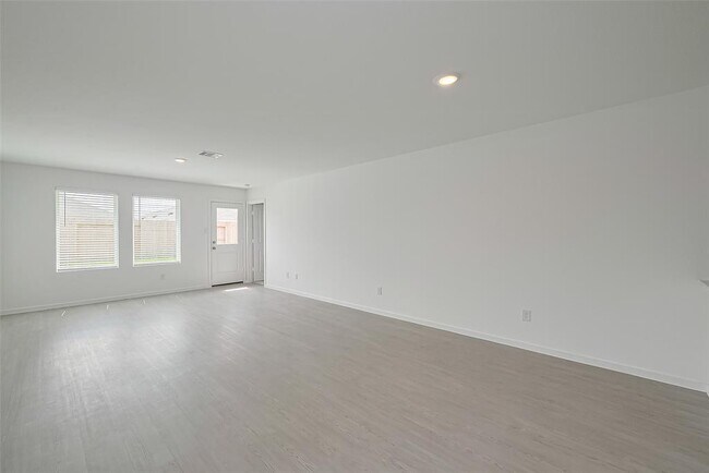 Building Photo - 6814 Lilac Vine Ln