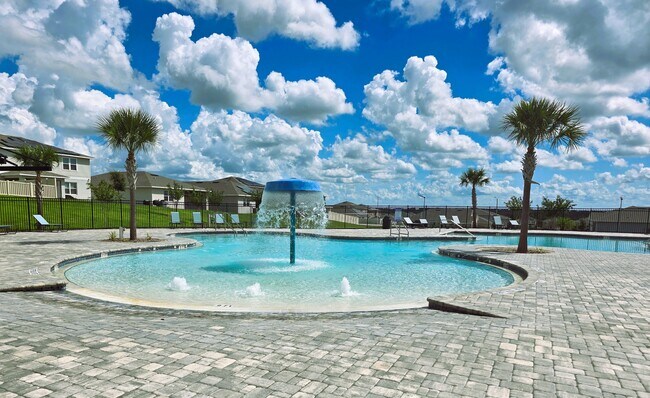 Building Photo - 1708 Buckeye Rd