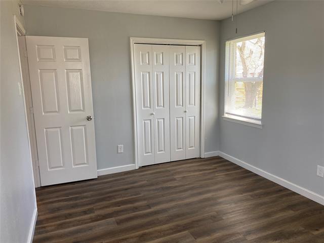 Building Photo - 1336 E Park Dr