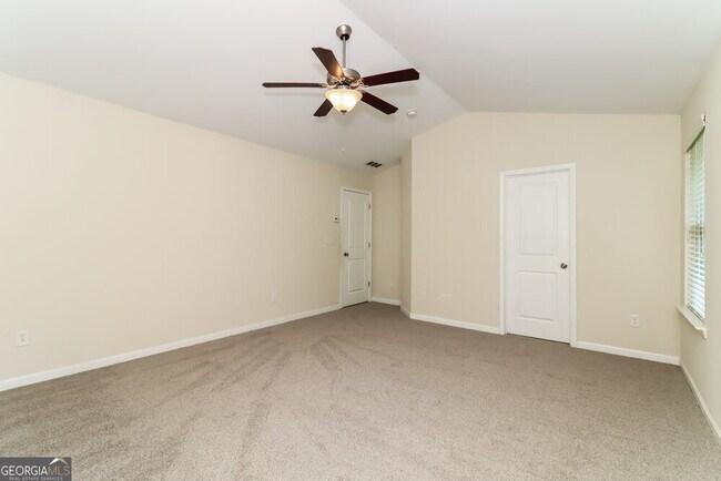 Building Photo - 430 Darbys Run Ct