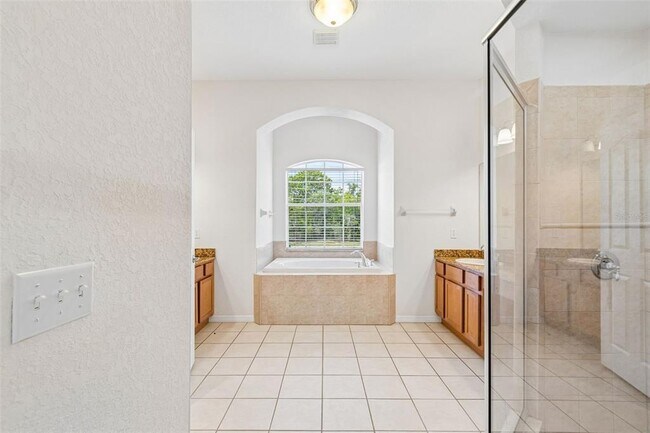 Building Photo - 37 Greenpark Blvd
