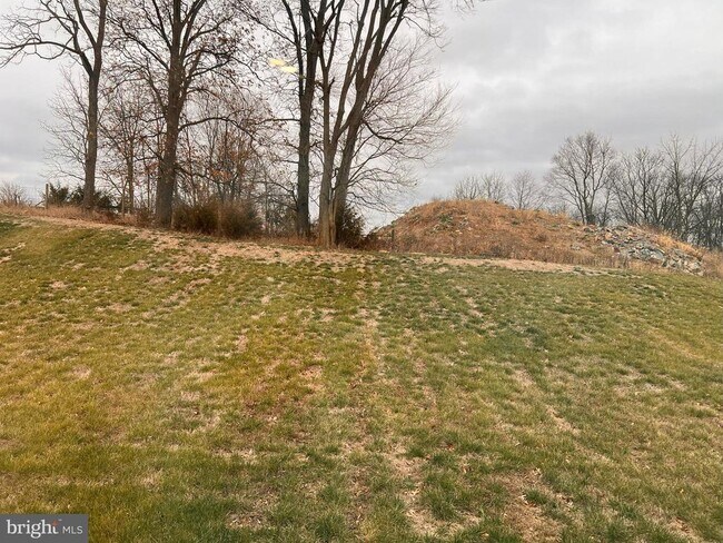 Building Photo - 801 Otero Ln