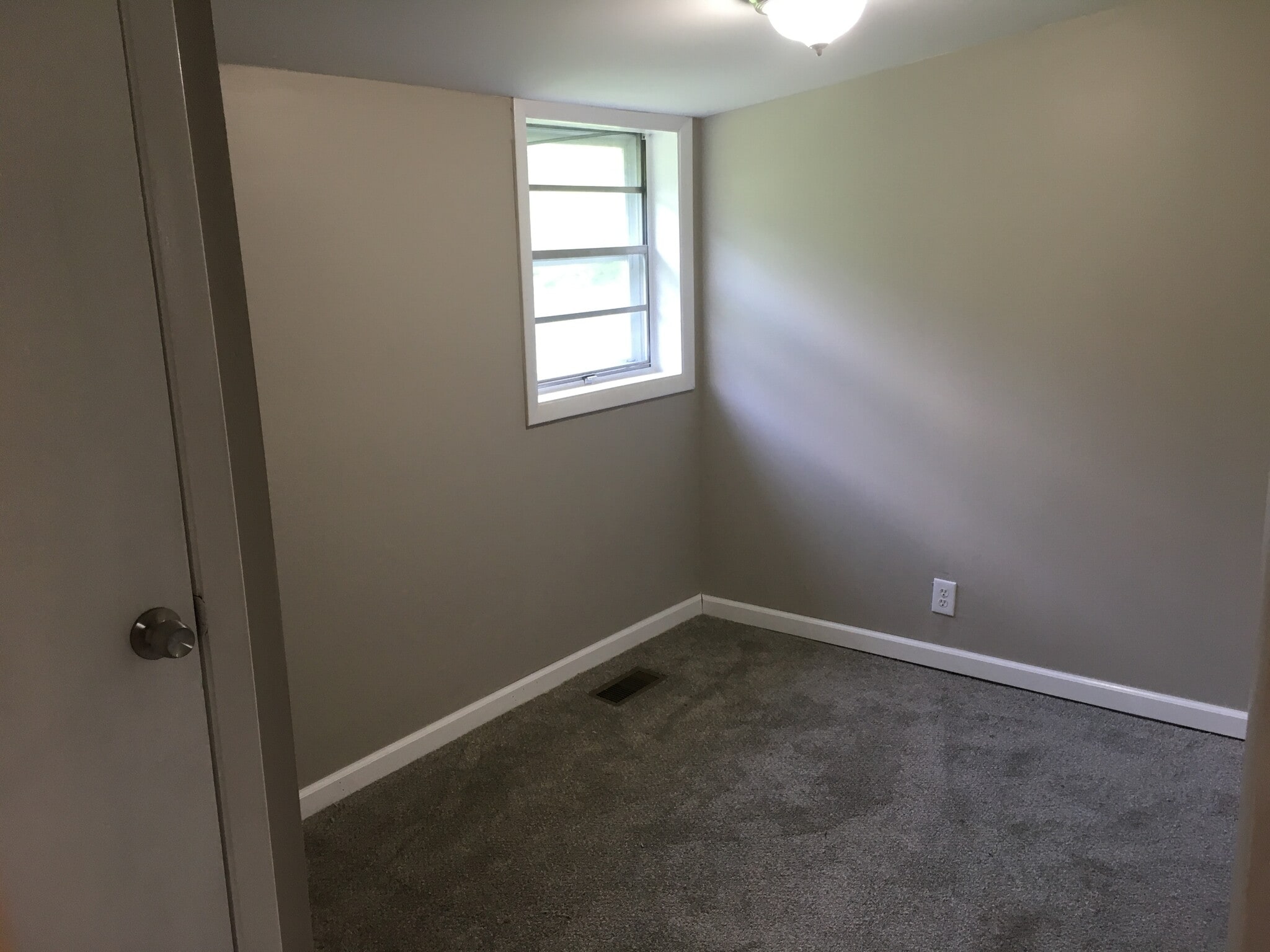 Building Photo - 3263 Charity Ln