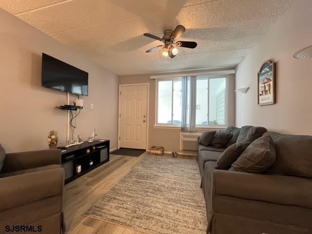 Building Photo - 9510 Amherst Ave