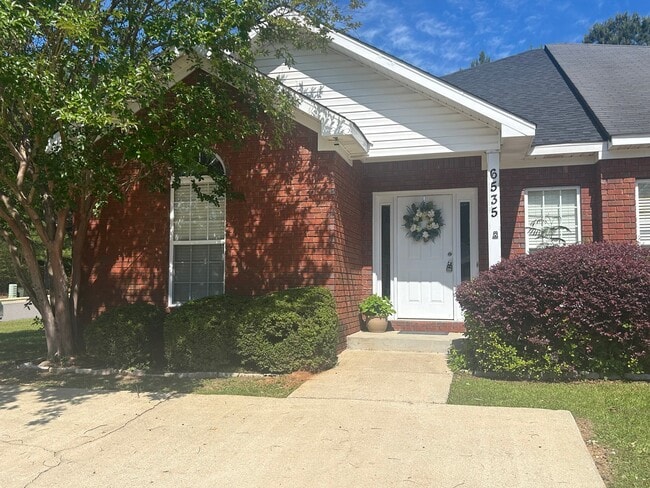 Building Photo - 6535 Covington Villas Dr