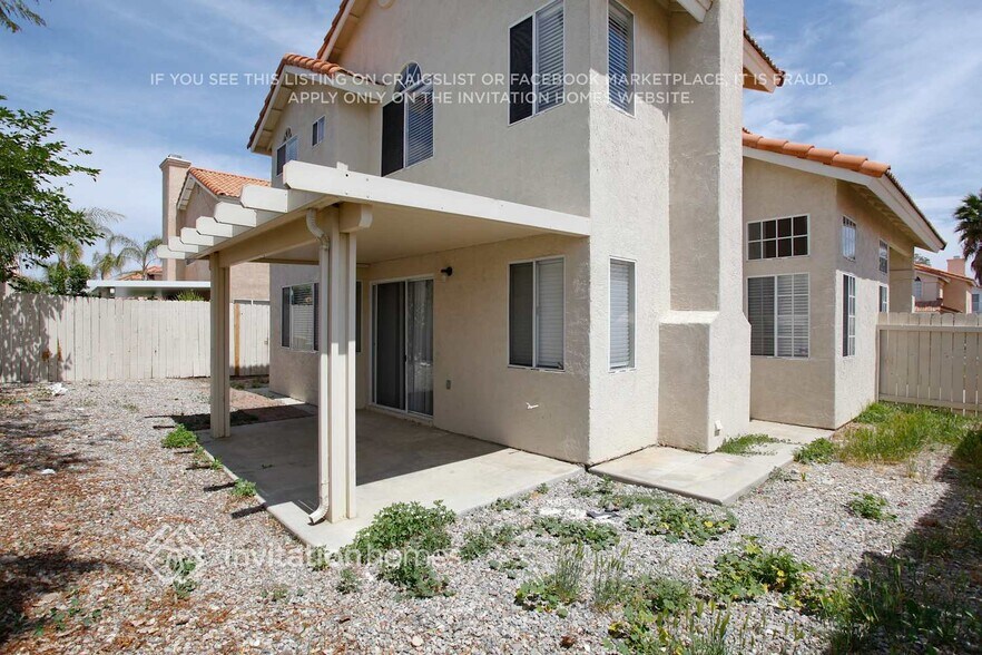 Building Photo - 381 Via Capri