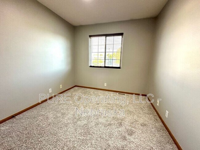 Building Photo - 11657 Bauman Ave