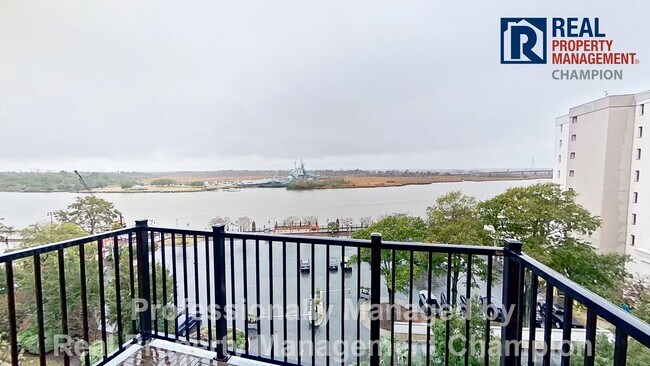 Building Photo - Luxury Condo in Heart of Wilmington with Water Views