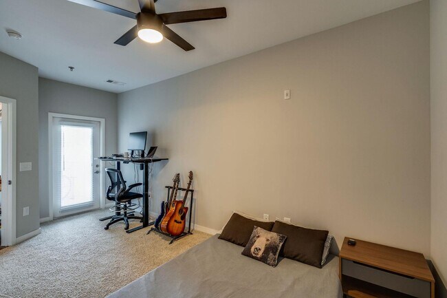Building Photo - Chic East Nashville Two Bedroom Loft
