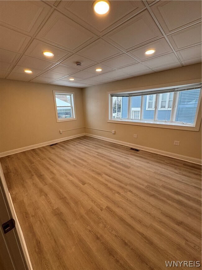 Building Photo - 107 Humboldt Pkwy