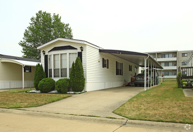 Building Photo - Courtyard Mobile Home Park