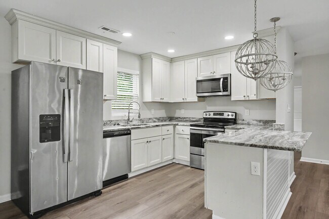 Building Photo - 6324 Grimes Ave