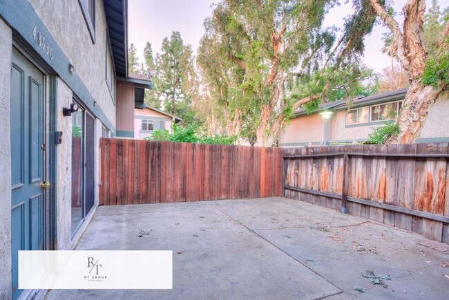 Building Photo - Cozy and Convenient 2-Bedroom, 1-Bath Home in Riverside