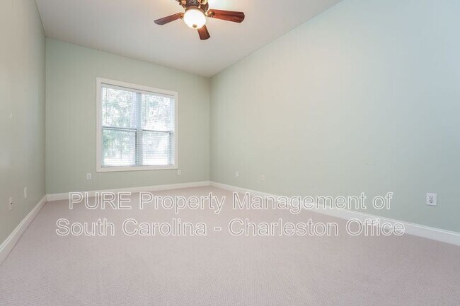 Building Photo - 7211 Indigo Palms Way