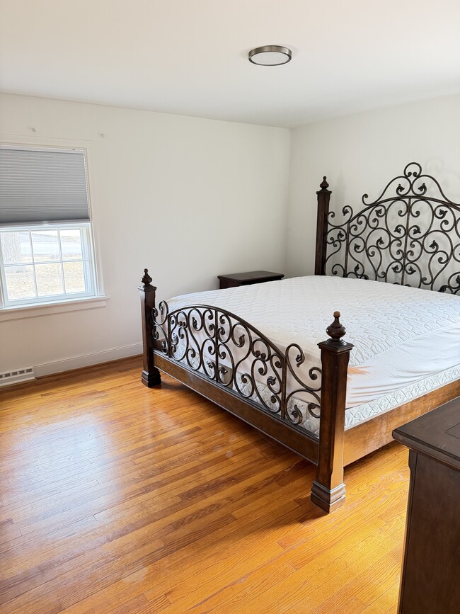 Building Photo - 2648 Melbourne Dr