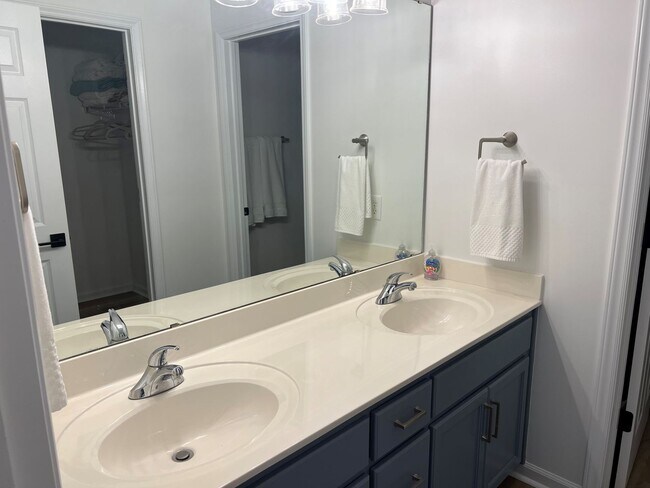 Building Photo - 1620 Goley Hewett Rd