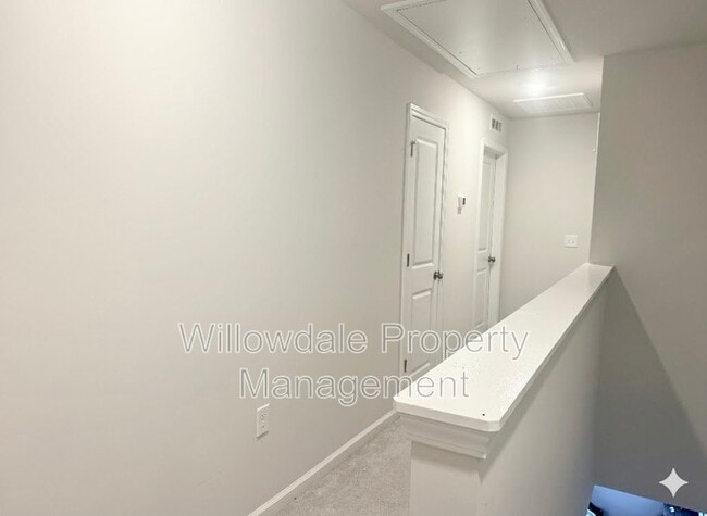 Building Photo - 1023 Tea Time Trl