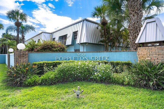 Building Photo - 950 S Kanner Hwy