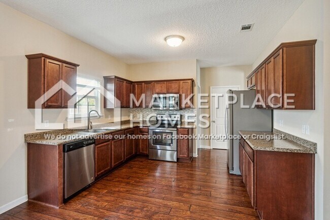 Building Photo - 315 Archie Way