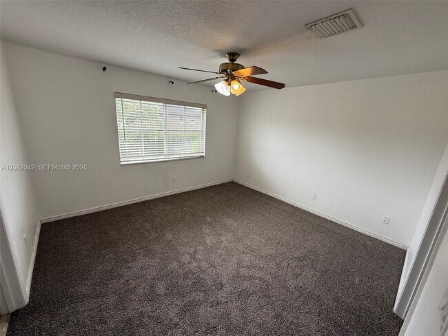 Building Photo - 11627 NW 23rd Ct