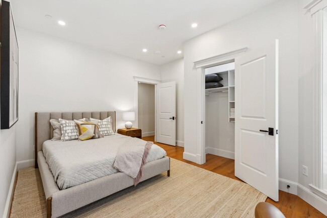 Building Photo - 1641 R St NW