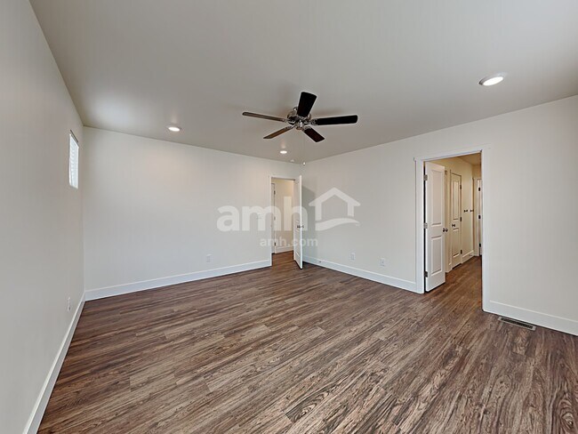 Building Photo - 1712 194th St Ct E