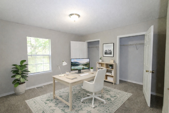 Interior Photo - Harbor Crossing