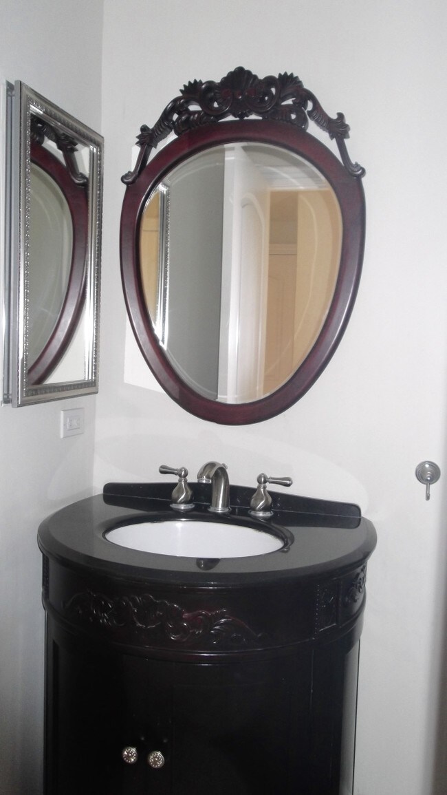 Building Photo - 1842 10th St