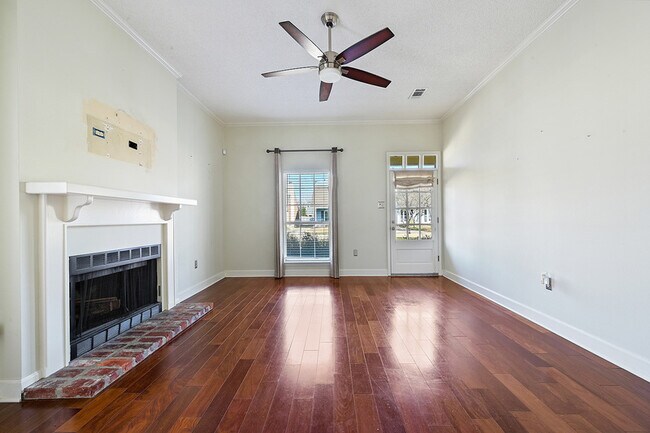 Building Photo - 10716 Misty Vale Ave