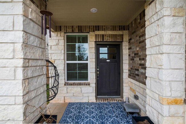 Building Photo - 7091 Silverleaf Oak St