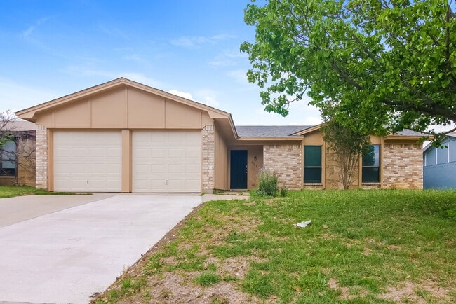 Building Photo - 933 Lemontree Dr