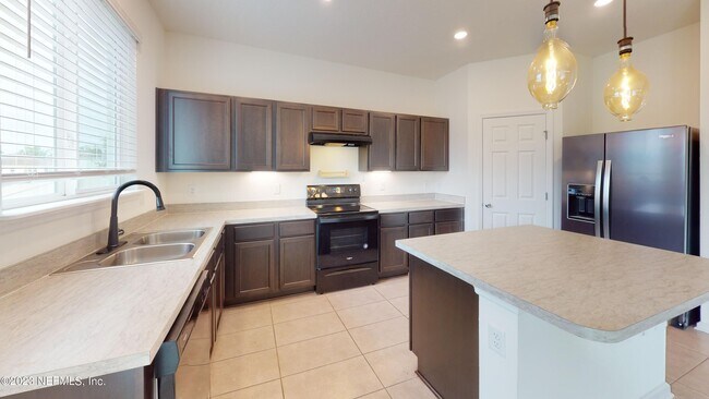 Building Photo - 5064 Sundrop Wy