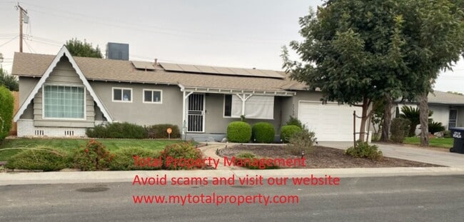 Primary Photo - 3342 S Hall St