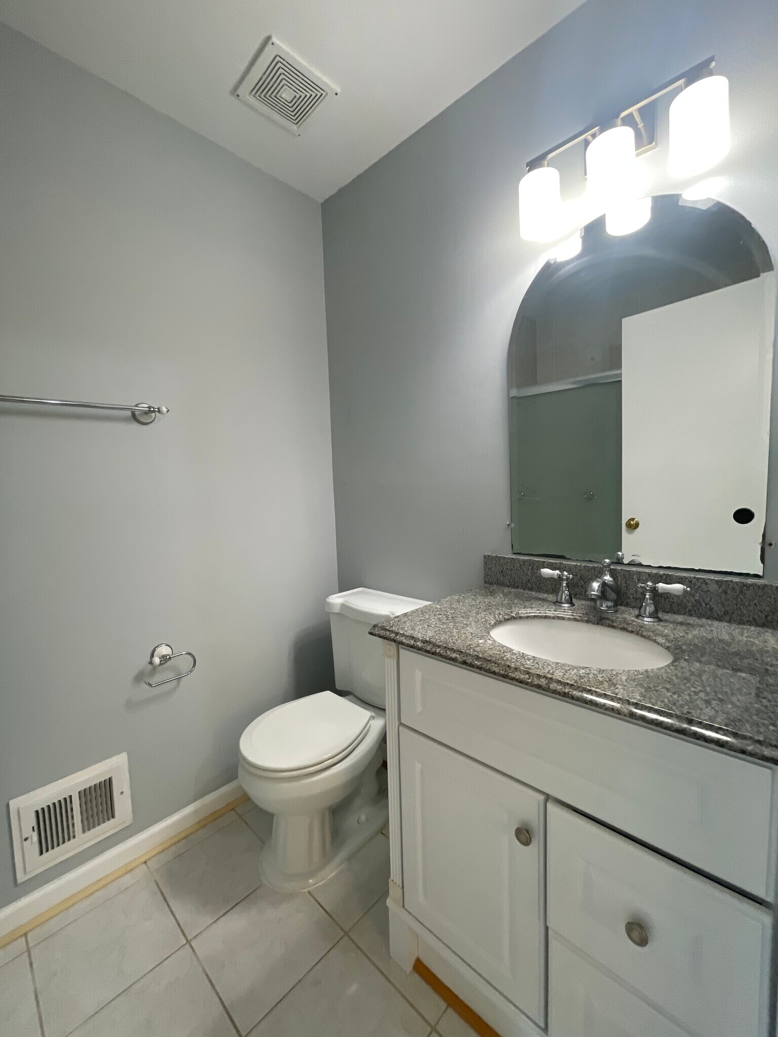 Building Photo - 6802 Cottingham Ln