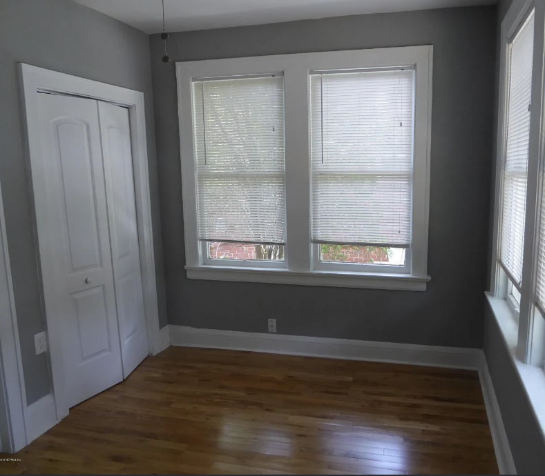 Building Photo - 2651 Dellwood Ave