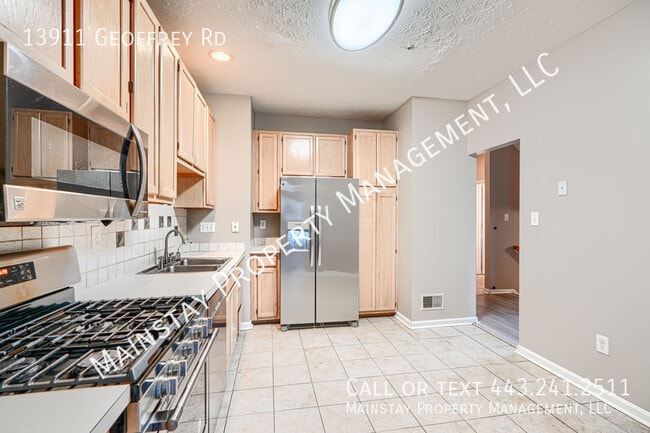 Building Photo - 13911 Geoffrey Rd