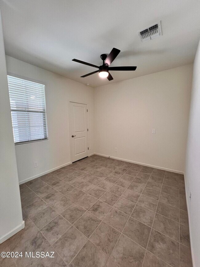 Building Photo - 12641 E Caden Dr