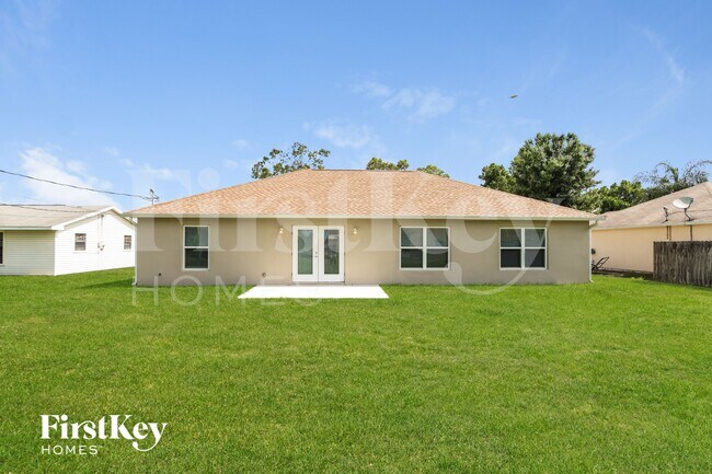 Building Photo - 770 Grandeur St SE