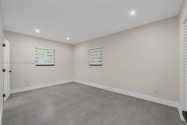 Building Photo - 345 Sarto Ave
