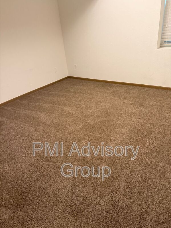 Building Photo - 7223 SW 23rd Ct