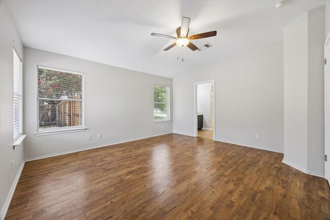 Building Photo - 500 Millington Ln