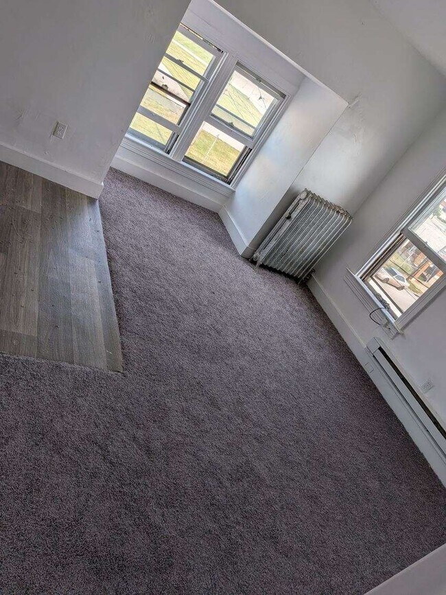 Building Photo - 514 N Highland Ave