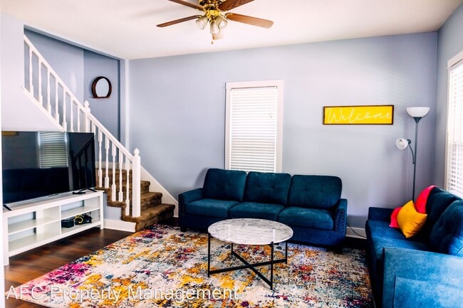 Primary Photo - 3 br, 2 bath House - 447 N 24th St.